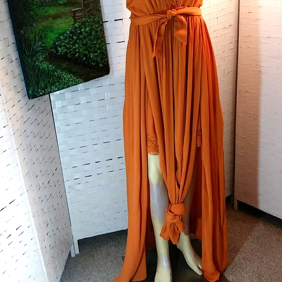 Free People 100% Viscose. Large - Picture 2 of 8